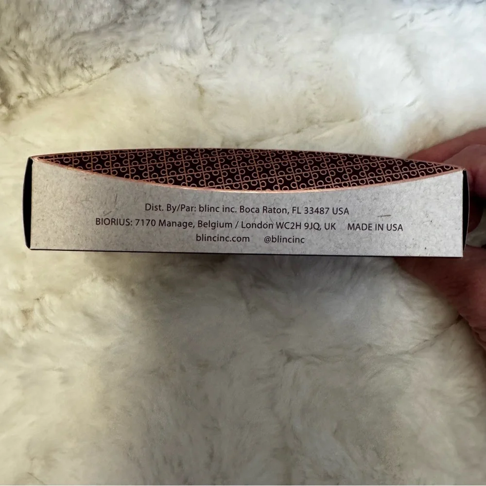 blinc Ultravolume Tubing Mascara Black Smudge Proof Great for Sensitive Eyes NWT